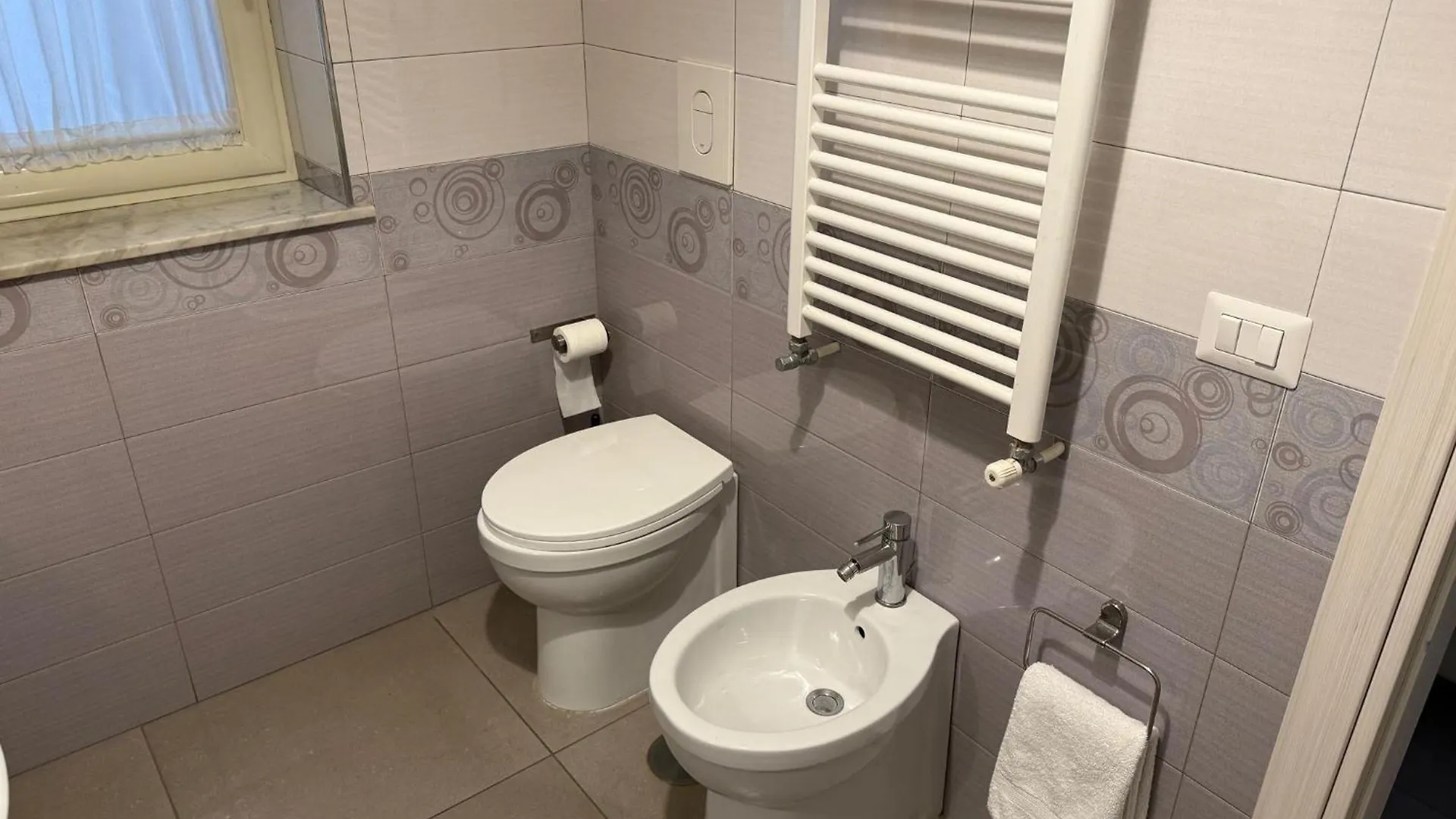 Bed And Breakfast Aereoparking Naples Bed & Breakfast