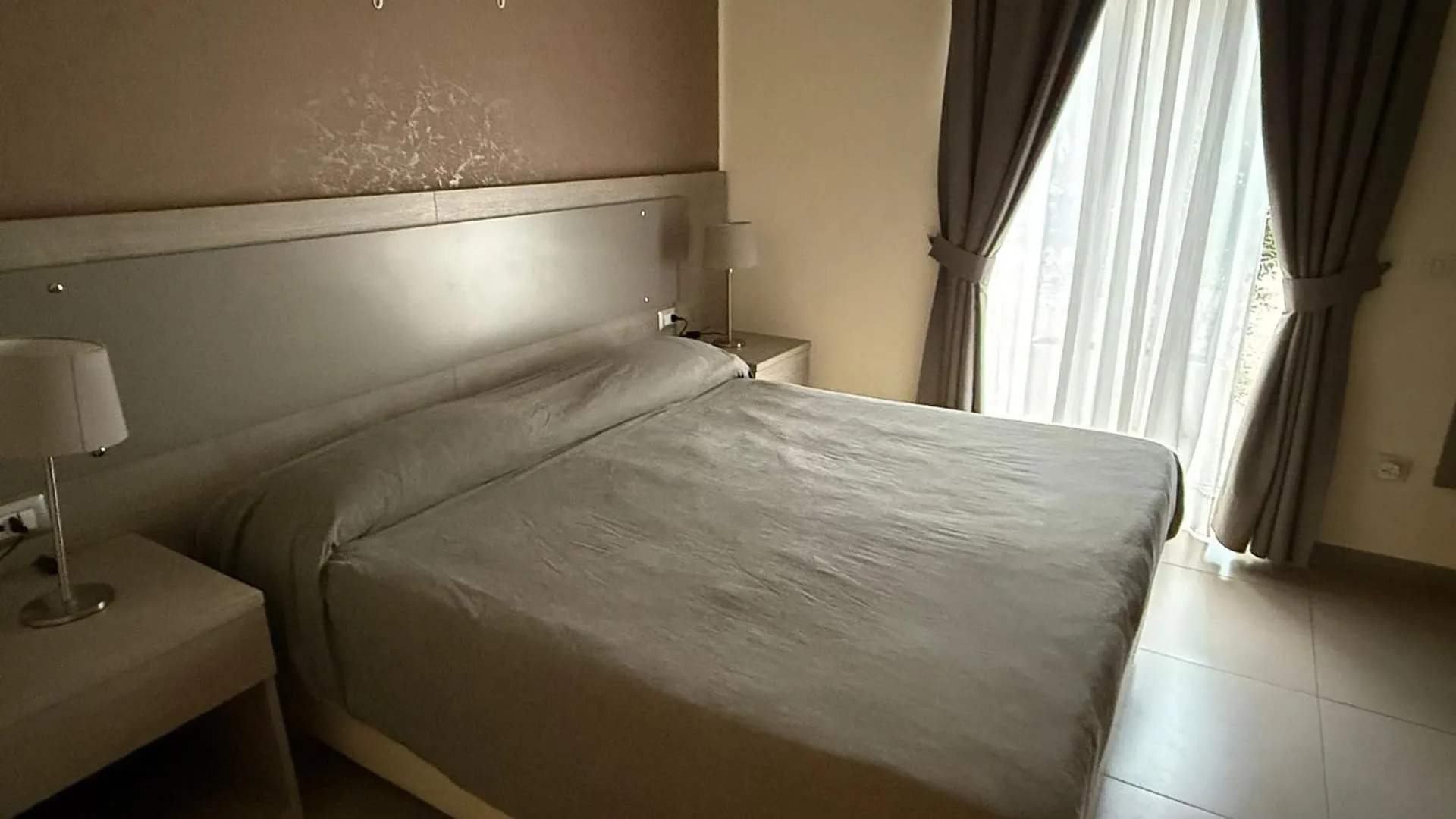 Bed And Breakfast Aereoparking Naples Bed & Breakfast
